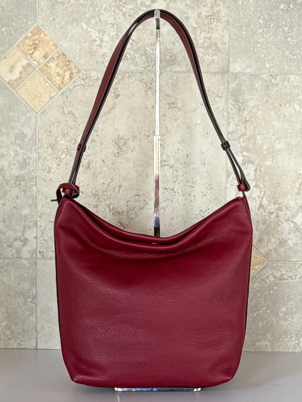Michael kors Roey MD Bucket Slouchy Hobo Shoulder Bag Maroon